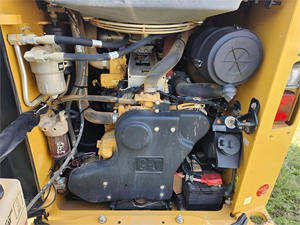 Usado 2017 Caterpillar 299D2 EPA aprobado minicargador altamente eficiente motor diésel eficiente bomba de núcleo de cargador sobre orugas - Product Image 2