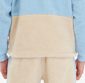 Sweats à capuche personnalisés de haute qualité de taille XL 100% coton respirant élégant solide couleurs uniques durables pour adultes taux de vente élevé - Product Image 1