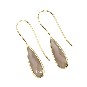 Nouveauté Boucles d'oreilles pendantes en forme de poire longues en chalcédoine grise facettée plaquées or 18 carats en argent sterling 925 solide Cadeau tendance pour les fêtes - Product Image 1