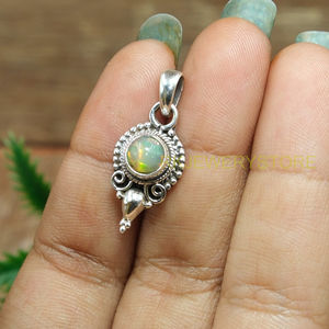 Colgante de Ópalo de Fuego Etíope Natural en Plata de Ley 925, Hecho a Mano, Estilo Boho Vintage, Joyería con Piedras Preciosas para Mujer, Venta al Por Mayor, Unisex - Product Image 5