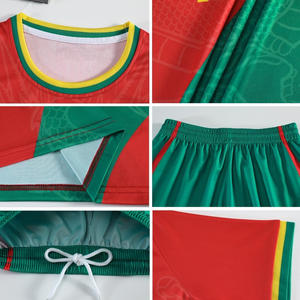Tissu respirant d'uniformes de football personnalisés OEM pour les équipes avec impression de logo Fabrication de vêtements de sport de marque privée - Product Image 4