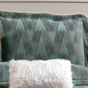 Juego de Cubrecama Guzide CAPRICE Classic de 4 Piezas, Color Turquesa, 100% Chenilla Tejida, Hilos Teñidos, Lavable, Antiácaros, Tamaño King - Product Image 3