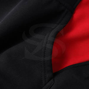 Sudadera con Capucha para Hombre Hecha en Pakistán con un Estilo Casual Elegante, Material Suave al Tacto y Ajuste Cómodo para Atuendos Diarios - Product Image 5