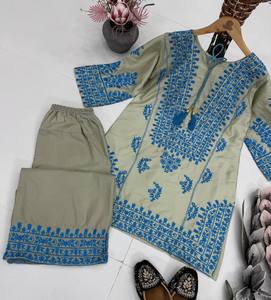 คอลเลคชั่นนักออกแบบชาวอินเดียนใหม่ปักเลื่อมผ้าคอตตอนทอลายลูกไม้มากผ้าลากันแฟนซี - Product Image 4