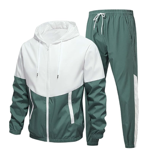 Trajes de dos piezas con logotipo personalizado al mejor precio al por mayor chándal liso de color liso con capucha conjuntos de chándal para hombre - Product Image 3