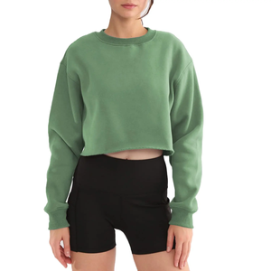 Top corto personalizado, sudaderas con dobladillo crudo, sudadera informal lisa de manga larga con cuello redondo para mujer - Product Image 5