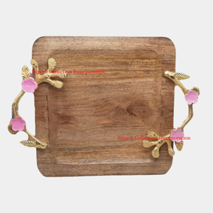 Plateau rond en bois moderne avec poignée en métal marguerite Vaisselle décorative de vente chaude Plateau de service économique pour la restauration - Product Image 2