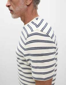 T-shirt décontracté pour hommes avec options de marque disponibles pour les magasins de mode et les distributeurs de vêtements à l'exportation - Product Image 1