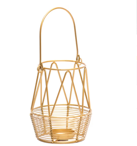 Farol de Hierro Intrincado que Exhibe Artesanía Artística, Adecuado para Realzar Festivales Culturales con Luz Cálida - Product Image 1