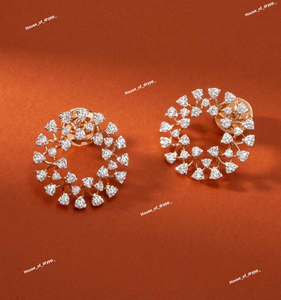 ต่างหูเงินทรงกลมประดับเพชรโมอิสซาไนต์ระยิบระยับหรูหราสำหรับสวมใส่ทุกวันเป็นของขวัญสำหรับผู้หญิงเครื่องประดับที่สง่างาม - Product Image 2