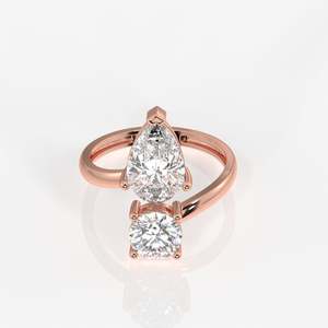 แหวนเพชรโมอิสซาไนต์ทองคำ 18K ทรง Toi Moi พร้อมเพชรทรงกลมและทรงหยดน้ำ ดีไซน์หรูหราและสง่างาม - Product Image 6