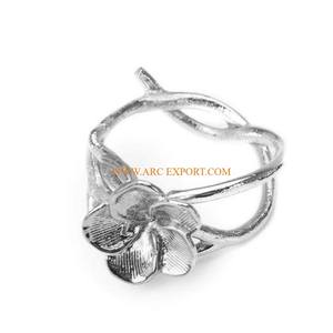 Standard Designing Aluminum <b>Silver</b> Color Tissue Holding Ring Flower Shape Large Size Wedding Party <b>Napkin</b> Rings for Hotels Cafe - Product Image 1