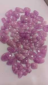 Kunzite Cabochon อัญมณีหลวมรูปร่างผสมขัดเงาเรียบสีชมพูธรรมชาติที่สวยงามราคาสำหรับเครื่องประดับขายส่ง - Product Image 2