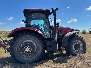 Tractor Agrícola IH Farmall 110C de 25HP 4WD Usado de Alta Calidad con Caja de Cambios y Motor, Entrega Rápida, Listo para la Venta - Product Image 3