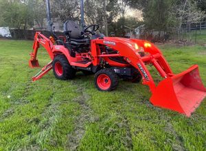 Tondeuse à gazon Kubot 4x4 petit tracteur avec cabine chargeuse frontale pelleteuse Kubota tracteurs camions agriculture mini tracteur agricole - Product Image 5