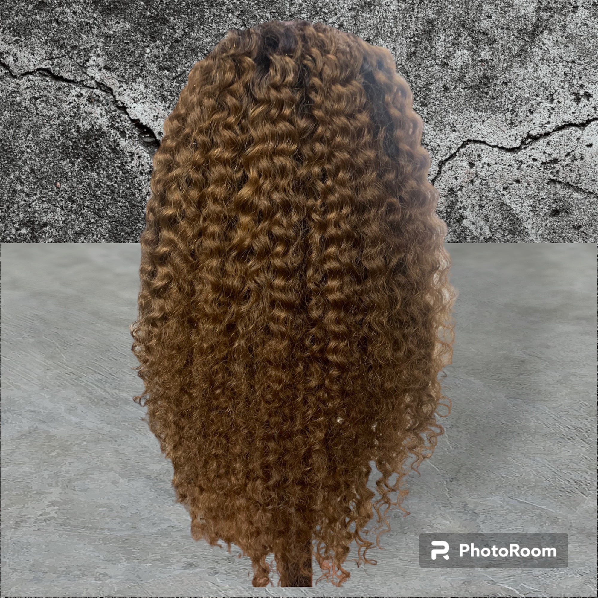 สีน้ำตาล