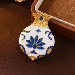 Broche de Mariposa con Esmalte de Porcelana Azul y Blanco, Nuevo Estilo Chino, Broche para Hanfu y Qipao - Product Image 5