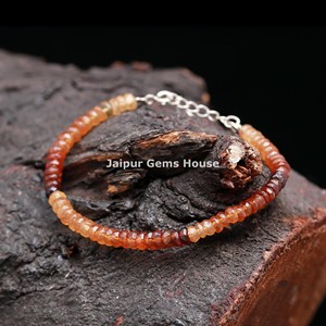 สร้อยข้อมือแฮนด์เมดสีเงินสเตอร์ลิงโกเมนเฮสโซไนท์ธรรมชาติลูกปัดจักระรักษาสมดุลหินเหลี่ยมเพชรพลอยสูง - Product Image 2