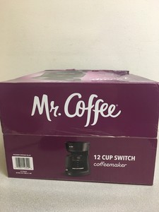 Cafetière électrique à filtre Mr Coffee 12 tasses, design classique en plastique noir, 1200W, fonction maintien au chaud, pour usage domestique et hôtelier - Product Image 2