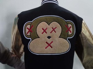 Blouson d'aviateur d'hiver vintage décontracté pour hommes de grande taille Conception de mouton Logo personnalisé Respirant Chaleur Bouton Uni Letterman Vente en gros - Product Image 3