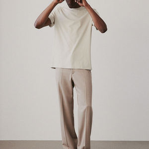 T-shirt oversize de luxe de haute qualité 240 GSM à épaules tombantes, lourd, vierge, pour hommes, streetwear personnalisé, 100% coton uni - Product Image 5