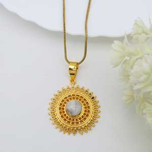 Creative Moonstone Pendant Celestial Sunburst Necklace Boho Brass Jewelry For Women 18k Gold Plated Medallion Wholesale/OEM/ODM - Product Image 4