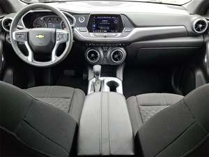Chevrolet Blazer 2LT SUV AWD 2022 Usada en Excelentes Condiciones - Product Image 4