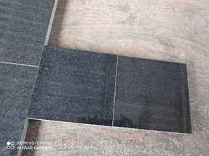 Azulejos de granito negro absoluto indio pulido de alta calidad Diseño moderno Pisos interiores Paneles de pared Pasos Encimeras - Product Image 2