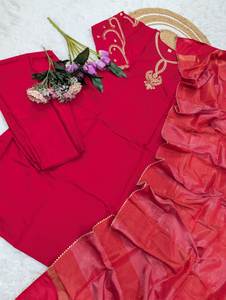 แนะนำชุดคุर्ตา/สูทสามชิ้น ดีไซน์สีสันสวยงาม สำหรับกิจกรรมประจำวันและงานปาร์ตี้ ทรงคอโอ สำหรับผู้หญิงหรือเด็กผู้หญิง - Product Image 6