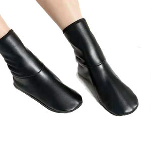 Chaussettes en cuir en gros OEM, logo personnalisé, cuir de qualité supérieure, confort et soutien, conçues pour l'équitation, le travail en extérieur, la sécurité et l'utilisation professionnelle - Product Image 1