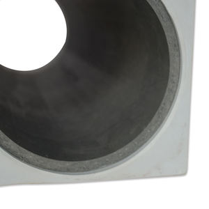 Versátil y duradera Base de goma para lanzador de béisbol blanco de cuatro vías 24 "X 6" X 6" - Product Image 3