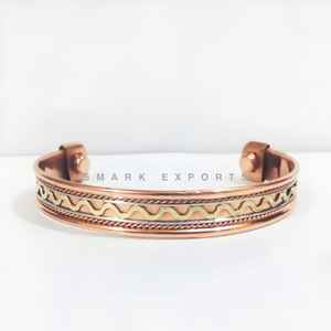 Brazalete de Cobre Original para Terapia Magnética, Cómodo y Elegante, Joyería Artesanal para el Bienestar y Alivio del Dolor - Product Image 1