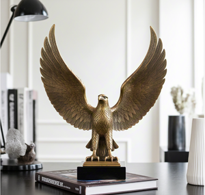 Op maat gemaakte bronzen adelaar trofee beeldje handgemaakt gegoten vliegende vogel sculptuur onderscheiding beeldje - Product Image 3