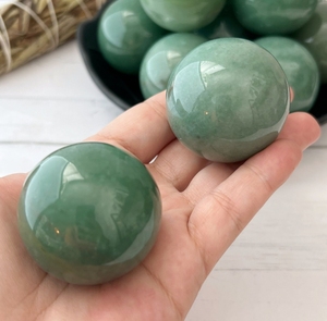 Sphères de cristal d'aventurine verte, pierres précieuses polies pour la décoration de la maison, Feng Shui, guérison - Product Image 2