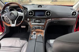 รถยนต์มือสองปี 2013 เมอร์เซเดส-เบนซ์ SL550 วิ่ง 18,400 ไมล์ เครื่องยนต์ V8 ทวินเทอร์โบ รุ่นพรีเมียม 1 แพ็คเกจ เคยเป็นเจ้าของในรัฐเท็กซัสส่วนใหญ่ - Product Image 4