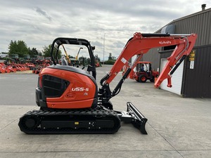 Para Kubota 2025 Mini Excavadora Maquinaria de movimiento de tierras Componentes centrales Motor Bomba Cojinete de engranaje-Cilindro hidráulico - Product Image 5