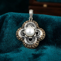 Pendentif trèfle vintage Constantine en argent sterling 925 et bronze avec perle d'eau douce |   Bijoux turcs faits à la main