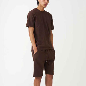 Ensemble décontracté en lin pour homme : T-shirt respirant et short en coton 100% lin, 2 pièces personnalisables - Product Image 4