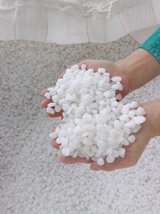 Adoquín de piedra de río blanco nieve de Color Natural, acabado pulido, rocas de grava de guijarros redondos para Parque de Villa al aire libre, proveedor de Vietnam - Product Image 6