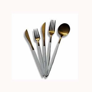 Ensembles de couverts en acier inoxydable plaqué or antique avec une longue poignée en résine grise - Product Image 1