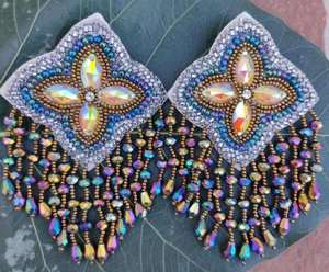 Meilleures boucles d'oreilles avec perles en céramique, boucles d'oreilles multi-perles personnalisées, bijoux de fête pour femmes au meilleur prix, boucles d'oreilles perlées - Product Image 5