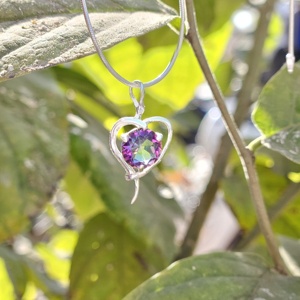 Colgante de piedras preciosas de plata mística 925, encanto de corazón de estilo religioso ligero para niños, brillante y ligero - Product Image 5