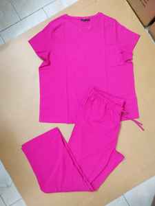 Conjunto de Ropa Formal Cómoda para Mujer, Camiseta de Manga Corta y Pantalones para Verano, Tejido Anti-Pilling, Diseño Liso - Product Image 6