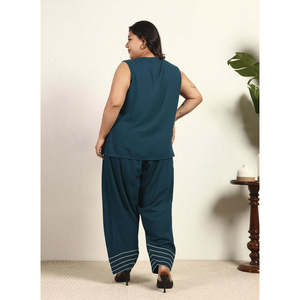 Deebaco Ensemble haut sans manches à col en V et pantalon salwar assorti pour femme, grande taille, couleur bleu sarcelle, tenue d'été décontractée - Product Image 4