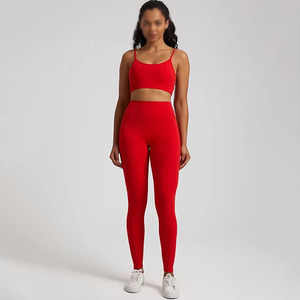 Ensemble de yoga taille haute pour femmes, respirant, sans couture, vêtements de sport de haute qualité, ensemble de yoga fabriqué par Hanger Impex - Product Image 5