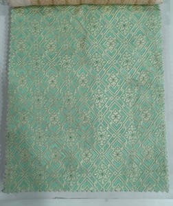 Couvertures brodées en molleton de polyester super doux ignifuges et conformes à la sécurité pour un usage industriel Techniques non tissées - Product Image 2