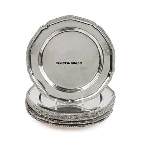 Plato de chocolate de metal niquelado Plato de chocolate hecho a mano de calidad superior Plato de chocolate de lujo de forma redonda - Product Image 3