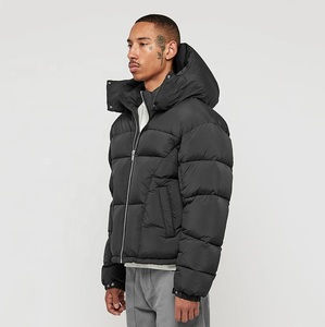 Vestes bouffantes imperméables pour hommes disponibles OEM et ODM Vestes bouffantes pour hommes à capuche personnalisable avec fermeture à glissière pour l'hiver extérieur Vestes bouffantes pour hommes - Product Image 2