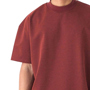 <span class=keywords><strong>T</strong></span>-Shirt da Uomo Personalizzate con Logo, Produzione di Abbigliamento su Misura, Fornitore all'Ingrosso di <span class=keywords><strong>T</strong></span>-Shirt in Cotone e Poliestere per Uomo - Product Image 3