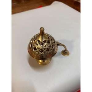 Brûleur d'encens en métal couleur marron fini à la main Design avec couvercle parfait pour la vaisselle décorative Brûleur d'encens au mariage - Product Image 5